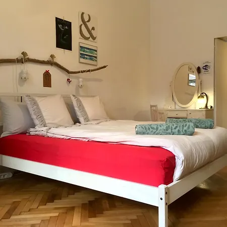 Gaia Astoria Будапешт