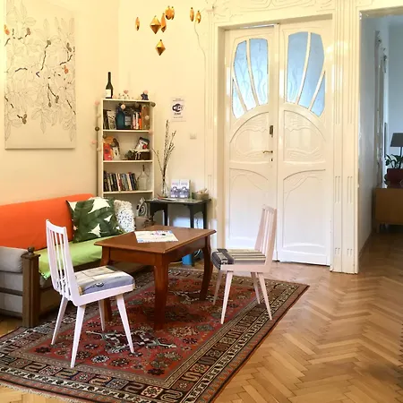 Gaia Astoria Hostel