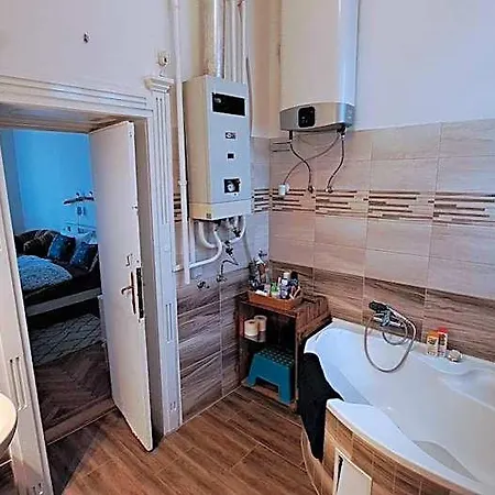 אכסניה Gaia Astoria *