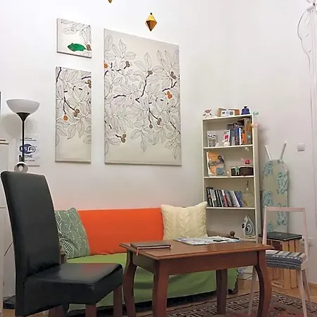 Hostel Gaia Astoria *