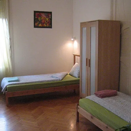 Gaia Astoria Hostel Budapest
