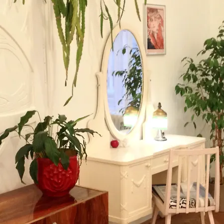 Gaia Astoria * Budapeste